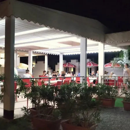 Mare Campsite Campofelice Di Roccella