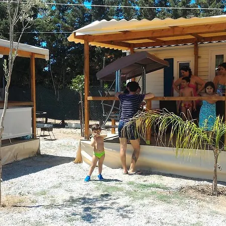 Mare Кампофеличе-ди-Роччелла