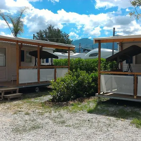 Mare Кемпинг *