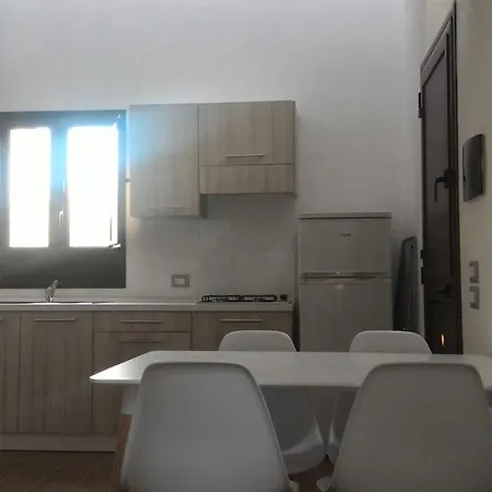 Mare Кампофеличе-ди-Роччелла