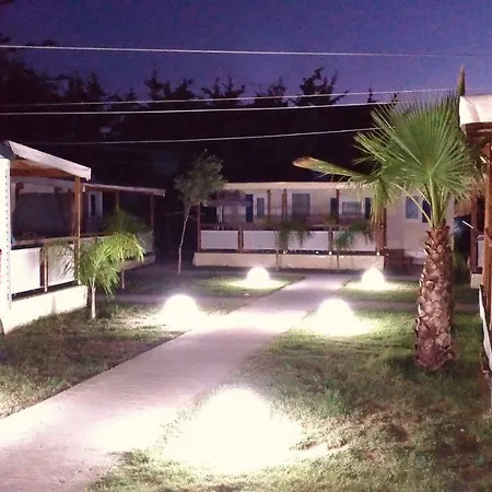 Mare Кампофеличе-ди-Роччелла